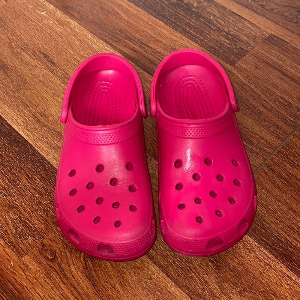 Pink crocs